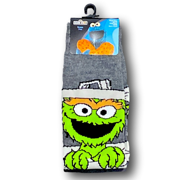 3/$20 Oscar The Grouch Sesame Street Funny Novelty Crew Socks - NWT - Picture 1 of 3